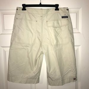 Tommy Hilfiger Shorts Size 32 waist